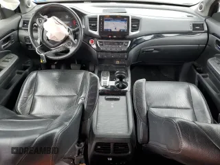 2017 Honda Pilot Touring with VIN 5FNYF5H97HB039702, listed as a Copart auction lot 54046145 with 149,050 mi miles and Salvage Title. Bid and sale history available at carsss.com. Image 8.