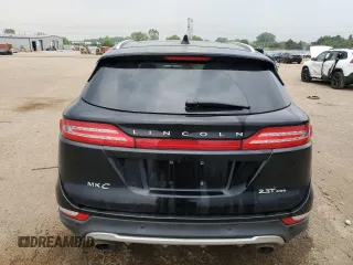 2017 Lincoln MKC Reserve z VIN 5LMTJ3DH2HUL46883, wystawiony jako Copart lot #60830925 z przebiegiem 56 077 mil mil oraz Szkoda całkowita • Salvage title. Historia ofert i sprzedaży dostępna na DreamBid. Obrazek 6.