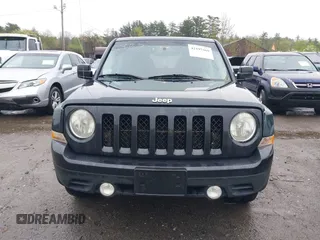 2014 Jeep Patriot Latitude with VIN 1C4NJRFB6ED689459, listed as a IAAI auction lot 42197469 with 202,899 mi miles. Bid and sale history available at carsss.com. Image 6.