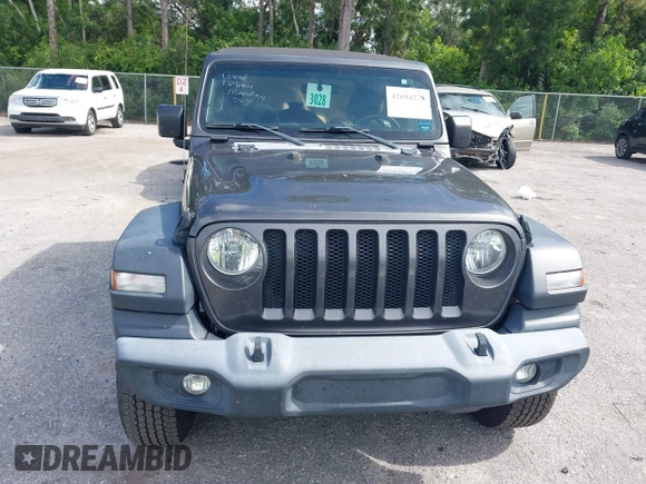 2018 Jeep Wrangler Sport with VIN 1C4GJXAG5JW138437, listed as a IAAI auction lot 42694278 with 58,258 mi miles and . Bid and sale history available at DreamBid. Image 12.