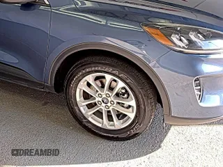 2020 Ford Escape SE с VIN 1FMCU9G68LUB81261, выставлен на аукционе IAAI как лот 42650256 с пробегом 82 353 миль миль и . История ставок и продаж доступна на DreamBid. Изображение 21.