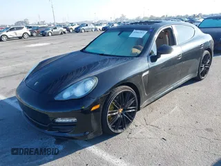 2011 Porsche Panamera with VIN WP0AA2A71BL013687, listed as a IAAI auction lot 41647569 with 116,685 mi miles and . Bid and sale history available at DreamBid. Image 2.