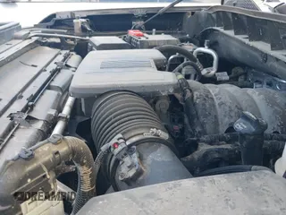 2024 GMC Sierra 1500 SLT with VIN 1GTUUDED5RZ352105, listed as a IAAI auction lot 43195768 with 37,362 mi miles and . Bid and sale history available at DreamBid. Image 18.
