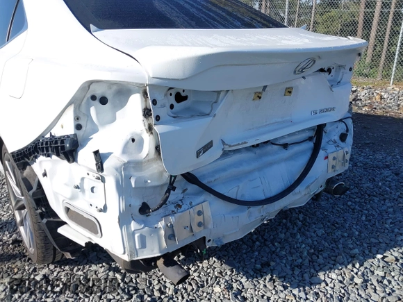 2016 Lexus IS 200t с VIN JTHBA1D23G5036851, выставлен на аукционе IAAI как лот 41957112 с пробегом 54 015 миль миль и . История ставок и продаж доступна на DreamBid. Изображение 6.