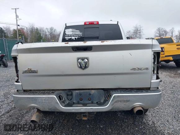2010 Dodge 1500 Laramie with VIN 1D7RV1GT9AS232915, listed as a IAAI auction lot 41963752 with Not Provided miles and . Bid and sale history available at carsss.com. Image 16.