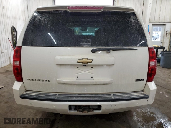 2008 Chevrolet Suburban LTZ with VIN 1GNFK16368R193216, listed as a Copart auction lot 43755925 with 222,905 mi miles and Salvage Title. Bid and sale history available at carsss.com. Image 6.