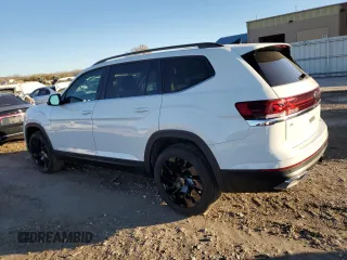2024 Volkswagen Atlas SE with VIN 1V2JR2CA4RC579336, listed as a Copart auction lot 78818834 with 18 mi miles and Salvage title. Bid and sale history available at DreamBid. Image 2.
