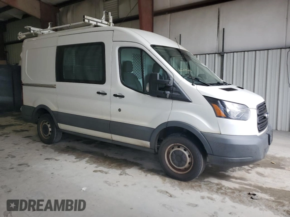2017 Ford Transit with VIN 1FTYR1CMXHKA58288, listed as a Copart auction lot 46539105 with Not Provided miles and Clean Title. Bid and sale history available at DreamBid. Image 4.