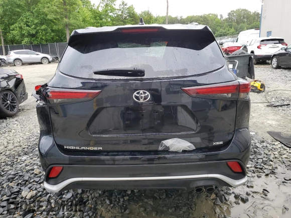 2024 Toyota Highlander LE z VIN 5TDKDRAH5RS536524, wystawiony jako Copart lot #58688105 z przebiegiem Nie podano mil oraz Czysty tytuł • Clean title. Historia ofert i sprzedaży dostępna na DreamBid. Obrazek 6.