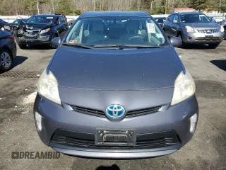2013 Toyota Prius One with VIN JTDKN3DU8D5662863, listed as a Copart auction lot 48520015 with 87,596 mi miles and Clean Title. Bid and sale history available at DreamBid. Image 5.