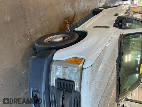 2017 Ford F-250 XL with VIN 1FTBF2A66HEE35528, listed as a IAAI auction lot 42613879 with 161,327 mi miles and . Bid and sale history available at DreamBid. Image 3.