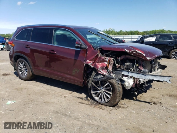 2018 Toyota Highlander SE with VIN 5TDJZRFH1JS880264, listed as a Copart auction lot 57509965 with 93,064 mi miles and Salvage title. Bid and sale history available at DreamBid. Image 4.