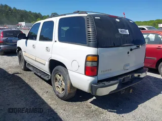 2005 Chevrolet Tahoe Z71 with VIN 1GNEC13T75R137262, listed as a IAAI auction lot 41986209 with 292,885 mi miles. Bid and sale history available at carsss.com. Image 3.