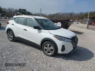 2023 Nissan Kicks S with VIN 3N1CP5BV8PL533129, listed as a IAAI auction lot 41693545 with 1 mi miles. Bid and sale history available at carsss.com. Image 1.