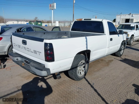 2006 Chevrolet Silverado 1500 Work Truck with VIN 3GCEC14X06G247064, listed as a IAAI auction lot 41655529 with 206,434 mi miles. Bid and sale history available at carsss.com. Image 4.