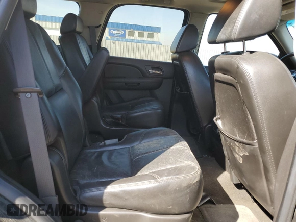 2007 GMC Yukon SLE z VIN 1GKFK13087J321959, wystawiony jako Copart lot #48237705 z przebiegiem 236 802 mil mil oraz Czysty tytuł • Clean title. Historia ofert i sprzedaży dostępna na DreamBid. Obrazek 11.
