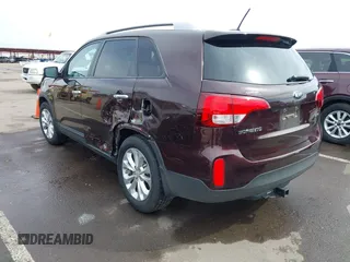 2015 Kia Sorento EX with VIN 5XYKU4A72FG628631, listed as a IAAI auction lot 41802719 with 69,888 mi miles. Bid and sale history available at carsss.com. Image 3.