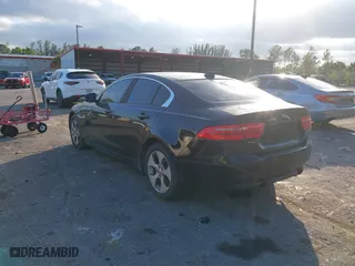 2018 Jaguar XE 25t with VIN SAJAR4FX7JCP35484, listed as a IAAI auction lot 41312008 with 1 mi miles. Bid and sale history available at carsss.com. Image 3.