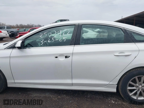 2018 Hyundai Sonata SE with VIN 5NPE24AF6JH632788, listed as a IAAI auction lot 41909365 with 84,938 mi miles and . Bid and sale history available at DreamBid. Image 14.