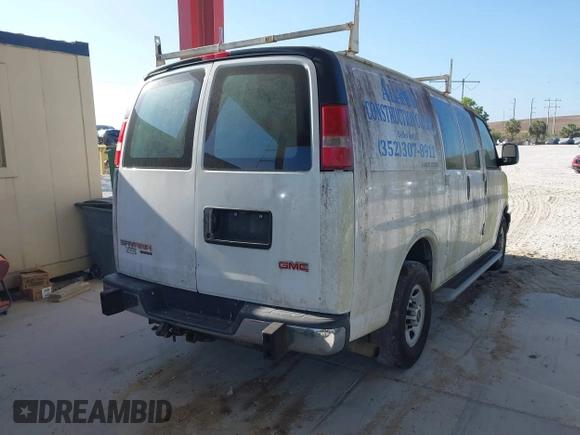 2016 GMC Savana Cargo with VIN 1GTW7AFF4G1904719, listed as a IAAI auction lot 42131849 with 121,700 mi miles. Bid and sale history available at carsss.com. Image 4.