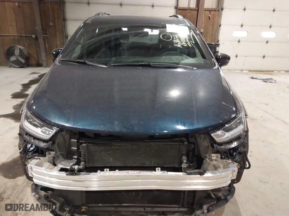 2023 Chrysler Pacifica Hybrid Limited with VIN 2C4RC1S74PR554723, listed as a IAAI auction lot 41317141 with 16,960 mi miles. Bid and sale history available at carsss.com. Image 12.