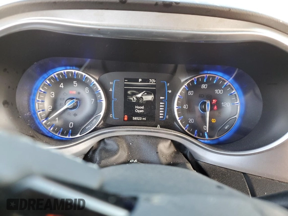 2018 Chrysler Pacifica Touring L with VIN 2C4RC1BG7JR332720, listed as a Copart auction lot 53940265 with 58,523 mi miles and Salvage Title. Bid and sale history available at DreamBid. Image 9.