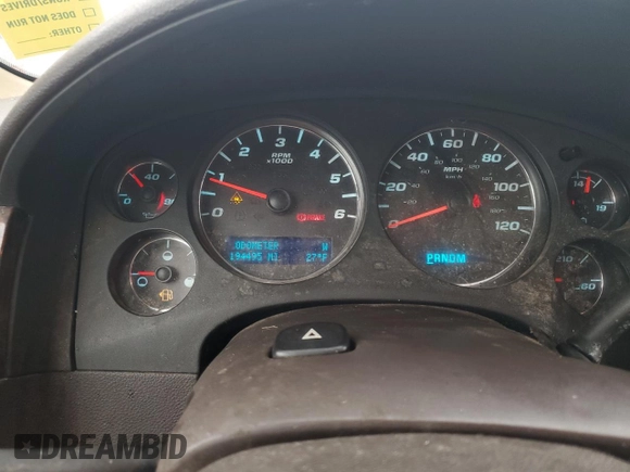2010 GMC Yukon XL Denali with VIN 1GKUKMEF7AR151130, listed as a Copart auction lot 81472914 with 194,495 mi miles and Clean Title. Bid and sale history available at carsss.com. Image 9.