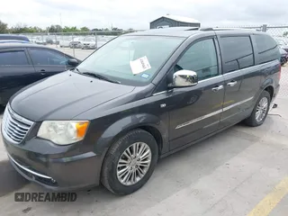 2014 Chrysler Town & Country Touring L with VIN 2C4RC1CG7ER300693, listed as a IAAI auction lot 41849463 with 174,203 mi miles and . Bid and sale history available at carsss.com. Image 20.
