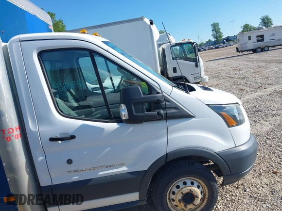 2015 Ford Transit with VIN 1FDBF8ZM7FKB32242, listed as a IAAI auction lot 42162832 with 170,269 mi miles and . Bid and sale history available at DreamBid. Image 13.