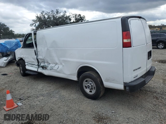 2006 GMC Savana Cargo Van with VIN 1GTGG29V361128837, listed as a Copart auction lot 83982074 with 0 mi miles and Salvage Title. Bid and sale history available at carsss.com. Image 2.