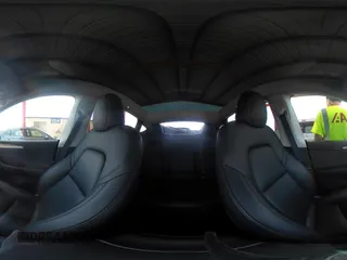 2024 Tesla Model Y Long Range z VIN 7SAYGDEE7RA229591, wystawiony jako IAAI lot #42194044 z przebiegiem 22 866 mil mil oraz . Historia ofert i sprzedaży dostępna na DreamBid. Obrazek 18.