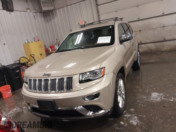 2015 Jeep Grand Cherokee Summit with VIN 1C4RJFJG5FC918837, listed as a IAAI auction lot 41126436 with 155,516 mi miles. Bid and sale history available at carsss.com. Image 13.