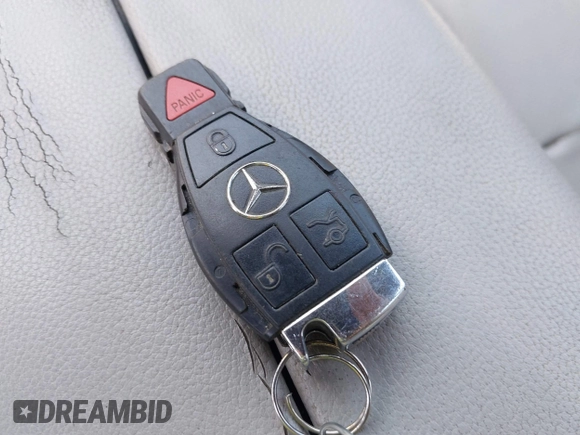 2011 Mercedes-Benz E-Class E 350 Luxury with VIN WDDHF8HB0BA295562, listed as a IAAI auction lot 42016866 with 336,768 mi miles. Bid and sale history available at carsss.com. Image 11.