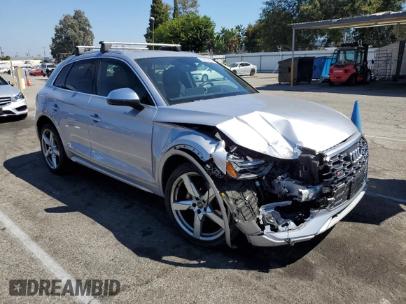 2022 Audi SQ5 Premium with VIN WA1A4AFY8N2052218, listed as a Copart auction lot 69474304 with 33,282 mi miles and Salvage Title. Bid and sale history available at DreamBid. Image 4.