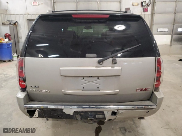 2009 GMC Yukon Denali with VIN 1GKFK03229R132451, listed as a Copart auction lot 51227365 with 240,274 mi miles and Salvage Title. Bid and sale history available at carsss.com. Image 6.