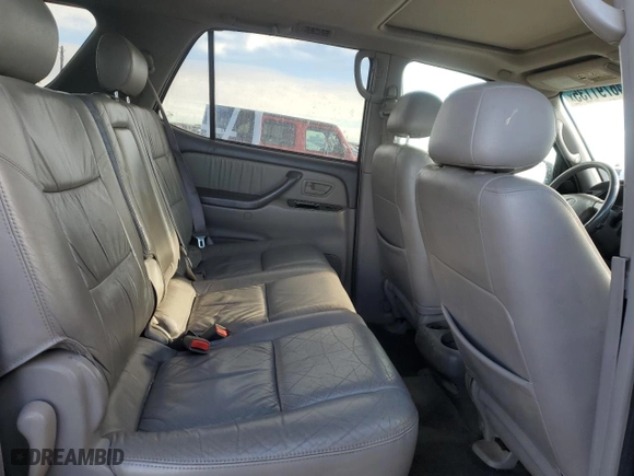 2001 Toyota Sequoia Limited with VIN 5TDBT48A51S001924, listed as a Copart auction lot 46791135 with 249,357 mi miles and Salvage Title. Bid and sale history available at carsss.com. Image 11.