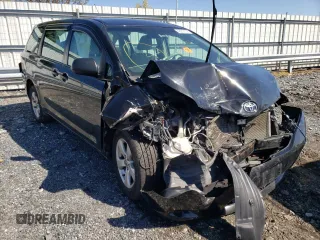 2014 Toyota Sienna L z VIN 5TDZK3DC7ES484020, wystawiony jako Copart lot #43012192 z przebiegiem Nie podano mil oraz Szkoda całkowita • Salvage title. Historia ofert i sprzedaży dostępna na DreamBid. Obrazek 1.