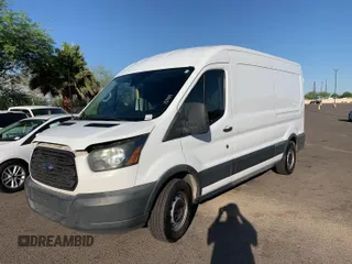 2017 Ford Transit z VIN 1FTYE2CM6HKA49623, wystawiony jako IAAI lot #42501109 z przebiegiem 181 614 mil mil oraz . Historia ofert i sprzedaży dostępna na DreamBid. Obrazek 1.
