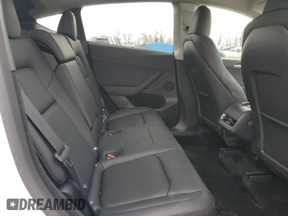 2025 Tesla Model Y Long Range with VIN 7SAYGDED1SF248427, listed as a Copart auction lot 43988825 with 1,891 mi miles and Salvage Title. Bid and sale history available at DreamBid. Image 10.