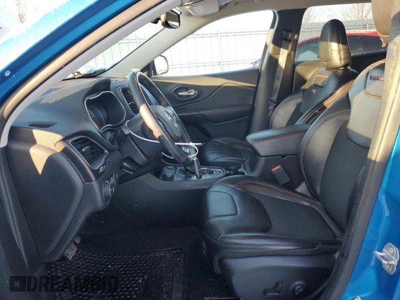 2019 Jeep Cherokee Trailhawk Elite with VIN 1C4PJMBN7KD281186, listed as a Copart auction lot 88060405 with 110,268 mi miles and Clean title. Bid and sale history available at DreamBid. Image 7.