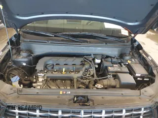 2024 Hyundai Venue Limited with VIN KMHRC8A39RU299012, listed as a IAAI auction lot 40918628 with 7,955 mi miles and . Bid and sale history available at DreamBid. Image 10.