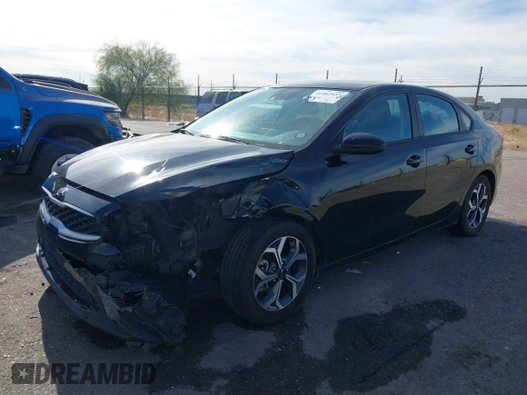 2021 Kia Forte LXS with VIN 3KPF24AD1ME335813, listed as a IAAI auction lot 41062537 with 111,491 mi miles. Bid and sale history available at carsss.com. Image 6.