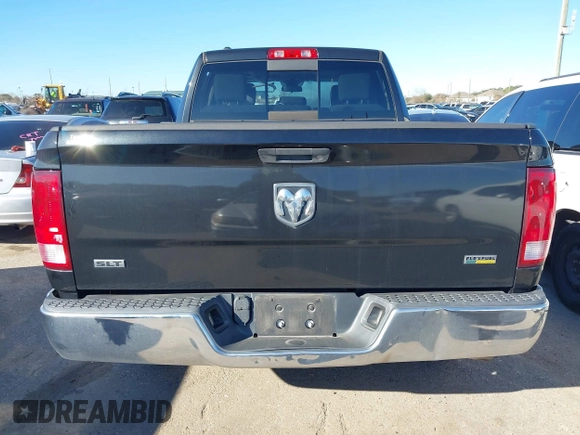 2017 Ram 1500 SLT z VIN 1C6RR6GG6HS676186, wystawiony jako IAAI lot #41291075 z przebiegiem 133 016 mil mil oraz . Historia ofert i sprzedaży dostępna na DreamBid. Obrazek 16.