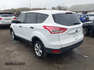 2013 Ford Escape S with VIN 1FMCU0F74DUD11737, listed as a IAAI auction lot 41907667 with 194,557 mi miles. Bid and sale history available at carsss.com. Image 3.