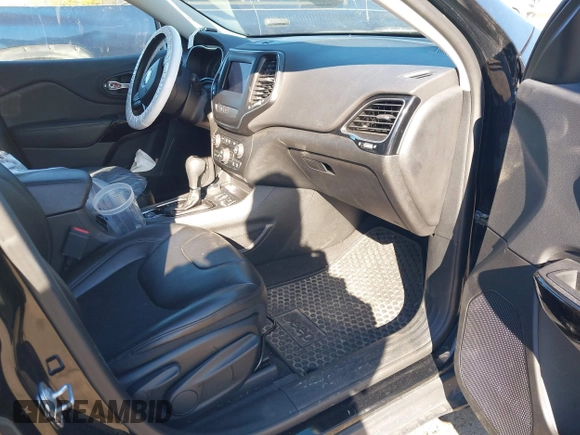 2019 Jeep Cherokee Latitude Plus with VIN 1C4PJMLX5KD369346, listed as a IAAI auction lot 41407489 with 50,898 mi miles. Bid and sale history available at carsss.com. Image 5.