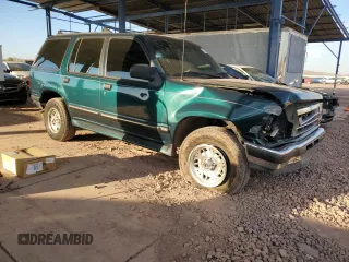 1994 Ford Explorer Eddie Bauer z VIN 1FMDU32X3RUD38012, wystawiony jako Copart lot #77417304 z przebiegiem 83 648 mil mil oraz Szkoda całkowita • Salvage title. Historia ofert i sprzedaży dostępna na DreamBid. Obrazek 4.