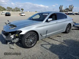 2017 BMW 5 Series 540i с VIN WBAJE5C3XHG914927, выставлен на аукционе Copart как лот 54628575 с пробегом 56 157 миль миль и Списание • Salvage title. История ставок и продаж доступна на DreamBid. Изображение 1.