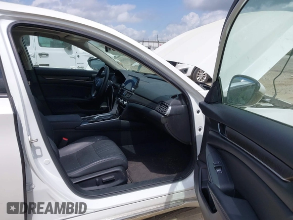 2018 Honda Accord Touring с VIN 1HGCV3F94JA010033, выставлен на аукционе IAAI как лот 41957513 с пробегом 55 740 миль миль и . История ставок и продаж доступна на DreamBid. Изображение 5.