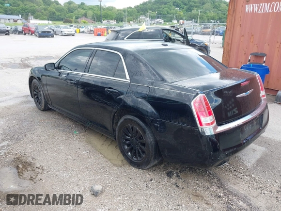 2014 Chrysler 300 z VIN 2C3CCAAG6EH220935, wystawiony jako IAAI lot #42216498 z przebiegiem 153 539 mil mil oraz . Historia ofert i sprzedaży dostępna na DreamBid. Obrazek 3.