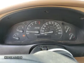 1995 Ford Ranger Splash z VIN 1FTCR10A2SUB05149, wystawiony jako Copart lot #56456335 z przebiegiem 218 592 mil mil oraz Szkody całkowita. Historia ofert i sprzedaży dostępna na DreamBid. Obrazek 9.